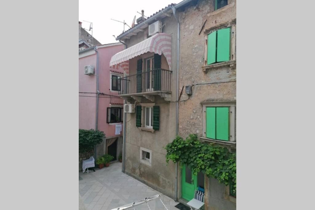 Apartment Veli Dvor 크레스 외부 사진